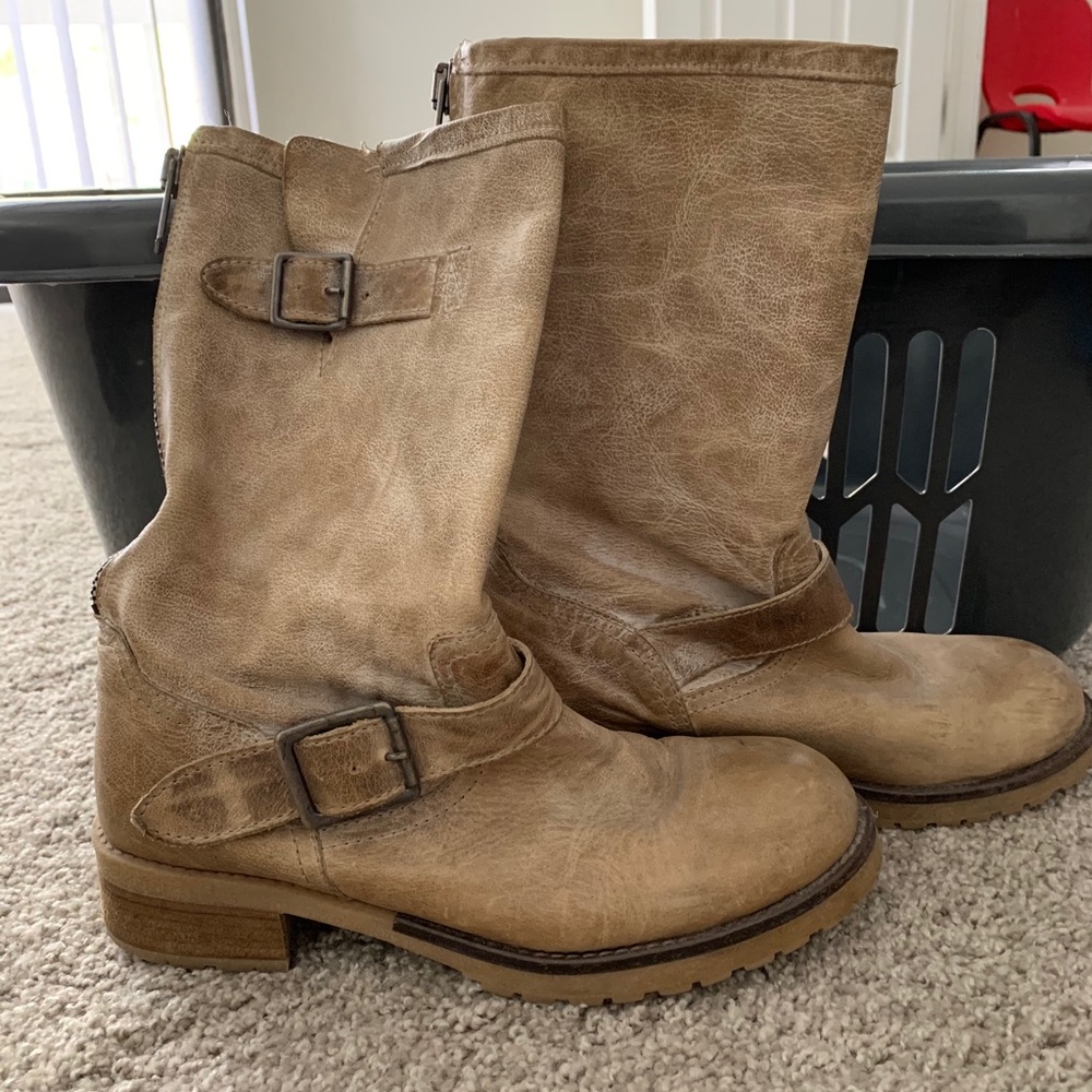 Steve Madden boots